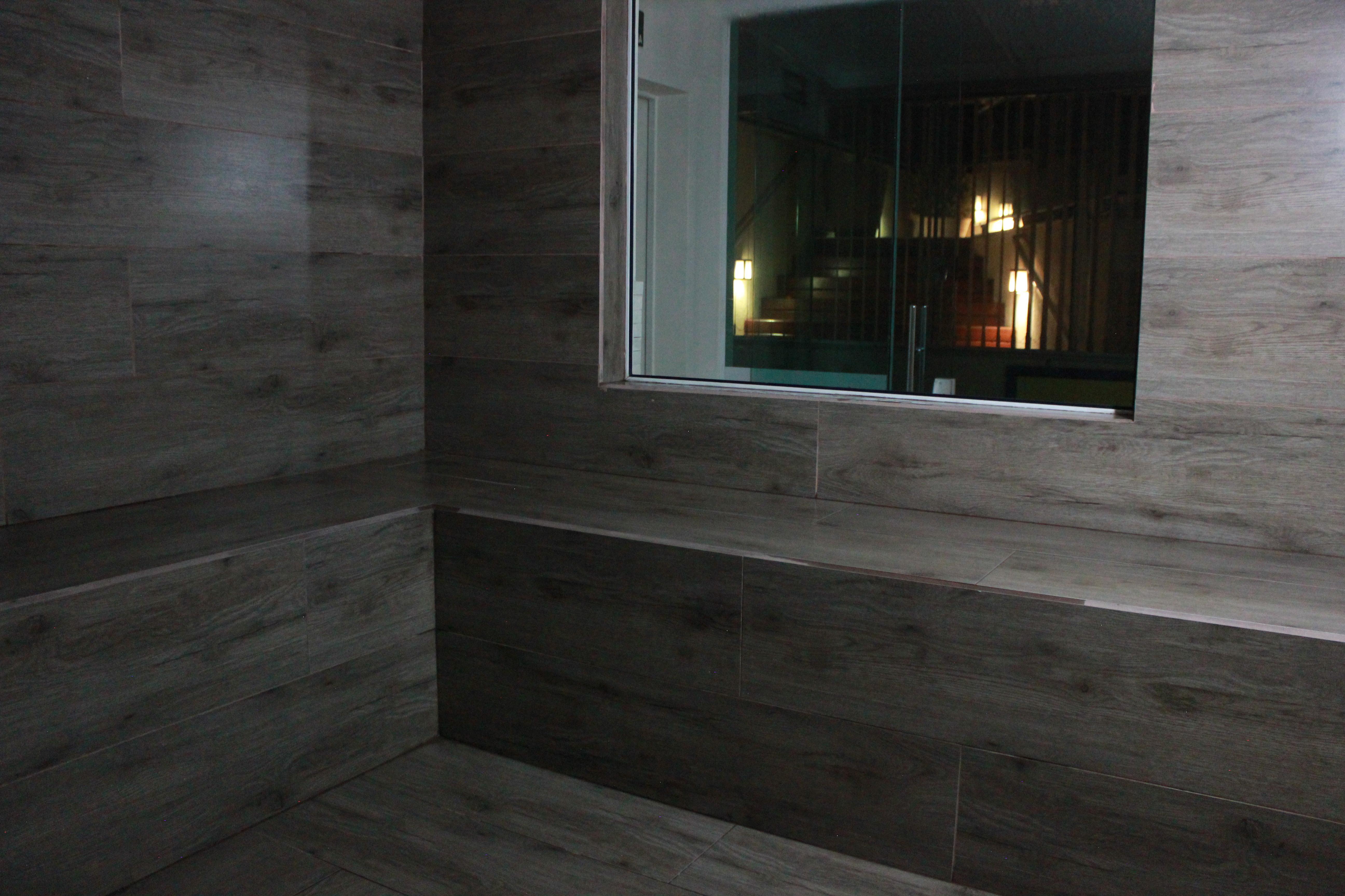 Gontijo Inn Hotel Итажуба Экстерьер фото Bathroom with a window